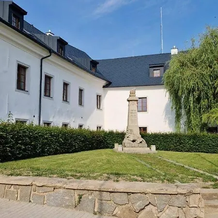 Отель Resort Nova Vcelnice 3*